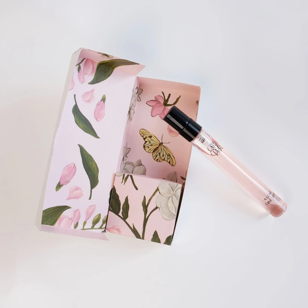 Carl & Claire Eau de Parfum Women's Perfume  -A LOVE LIKE THIS Travel Size 10ml image 4